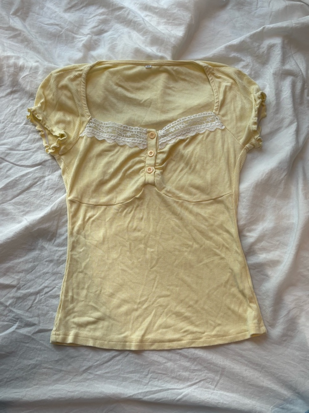 SHEIN Yellow Ribbed Lace-Trim Henley Short Sleeve Top